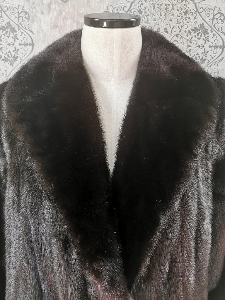 Brand new Mink Fur Coat (Size 16-L) ~no duties