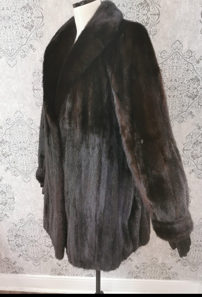 Brand new Mink Fur Coat (Size 16-L) ~no duties