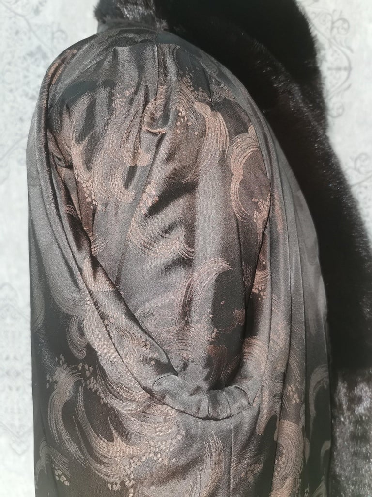 Brand new Mink Fur Coat (Size 16-L) ~no duties