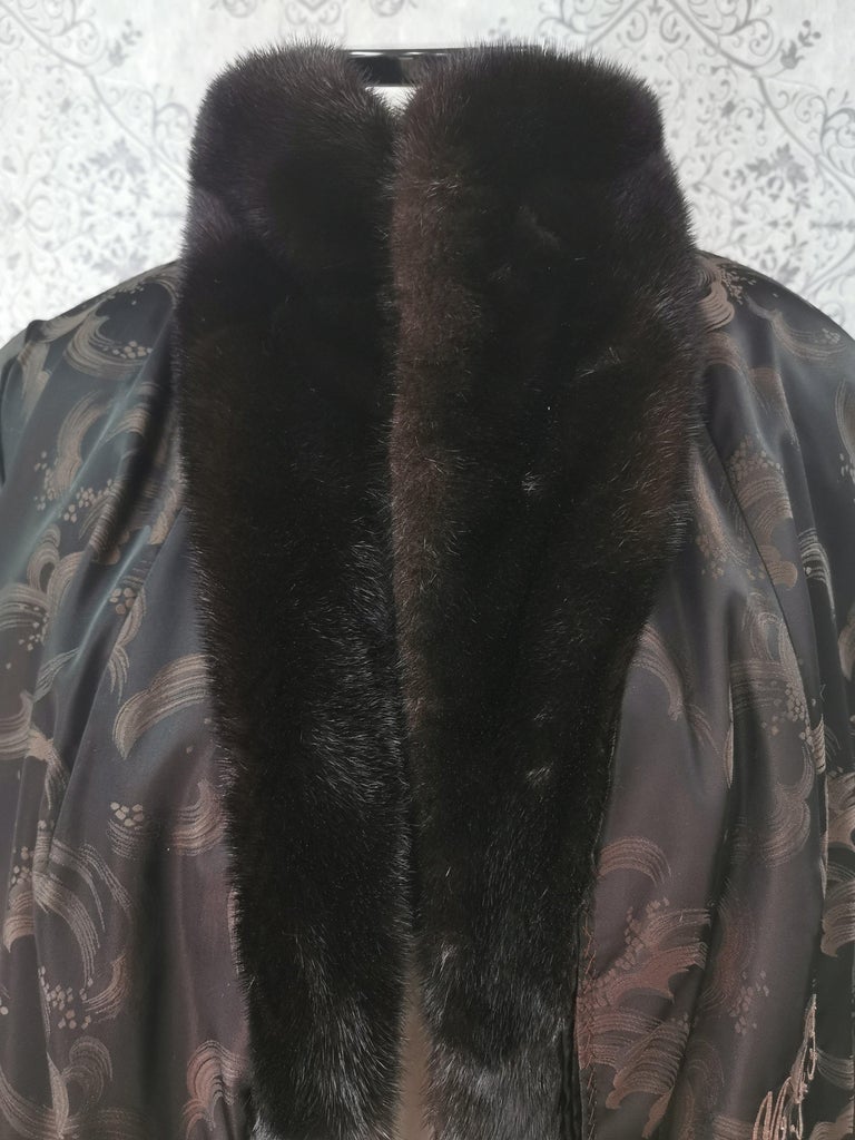 Brand new Mink Fur Coat (Size 16-L) ~no duties