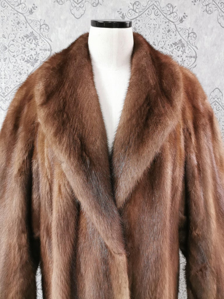 Brand New Demi Buff Mink Fur Coat (Size 12-M/L)