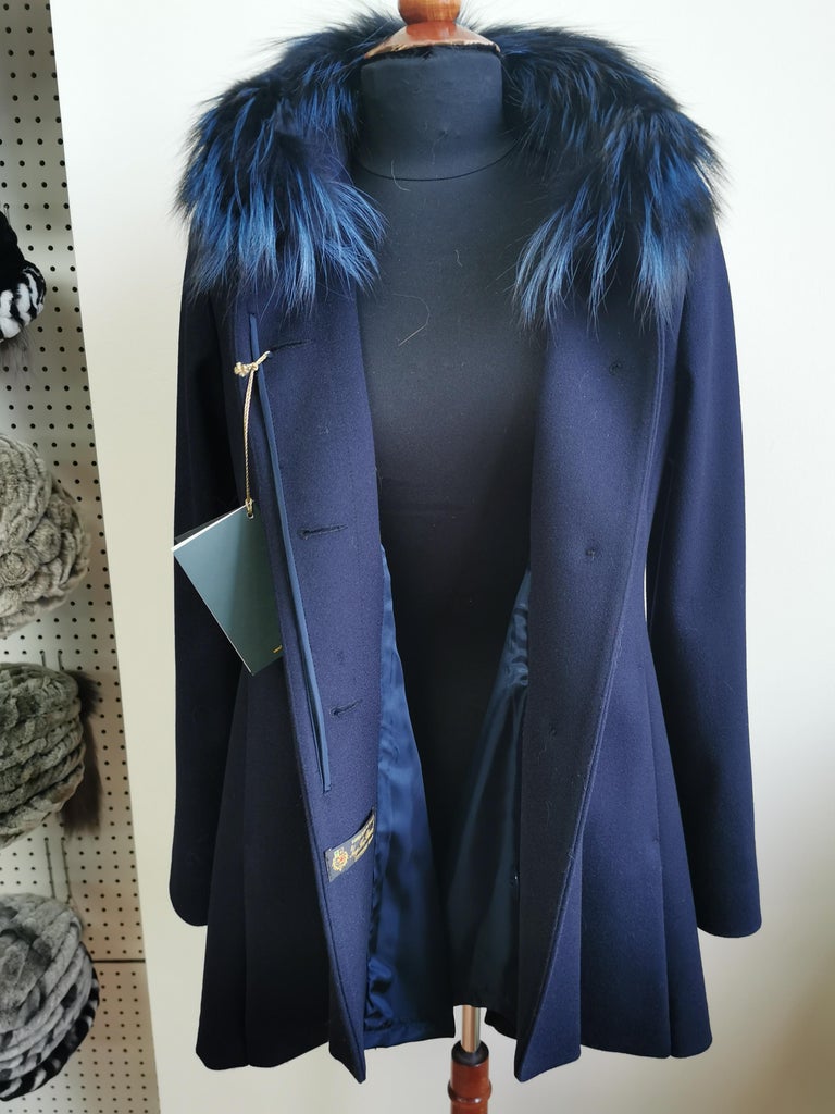Brand new Navy Loro Piano with fox fur trim size 8