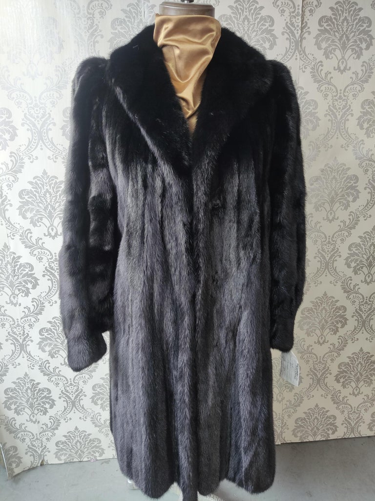 Brand New Christian Dior Black Mink Fur Swing Coat (Size 12-M)