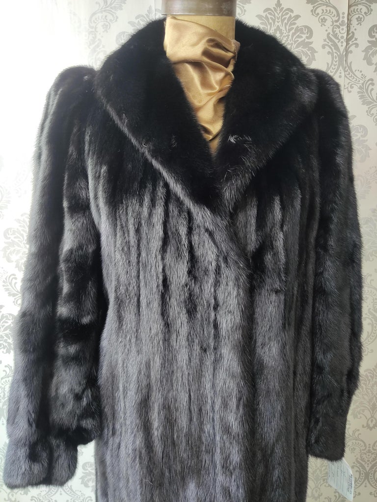 Brand New Christian Dior Black Mink Fur Swing Coat (Size 12-M)