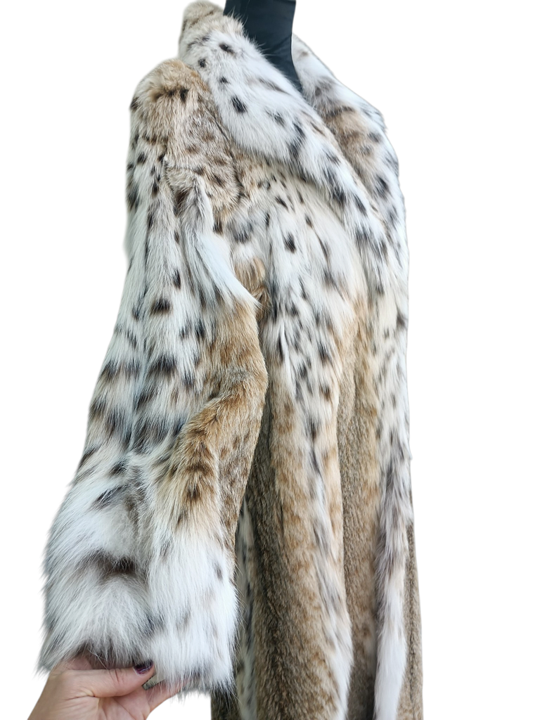 Brand new Louis Feraud Lynx fur coat 12/M ~no duties