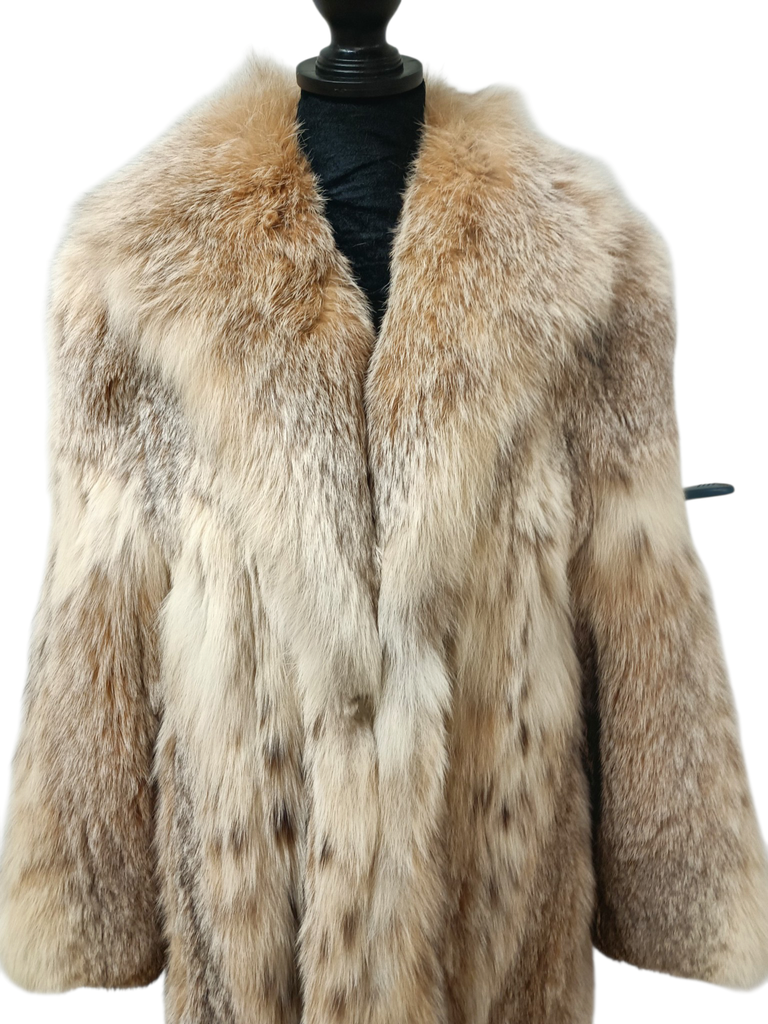 Unused lightweight SAGA Canadian lynx fur coat size 10/ M~no duties