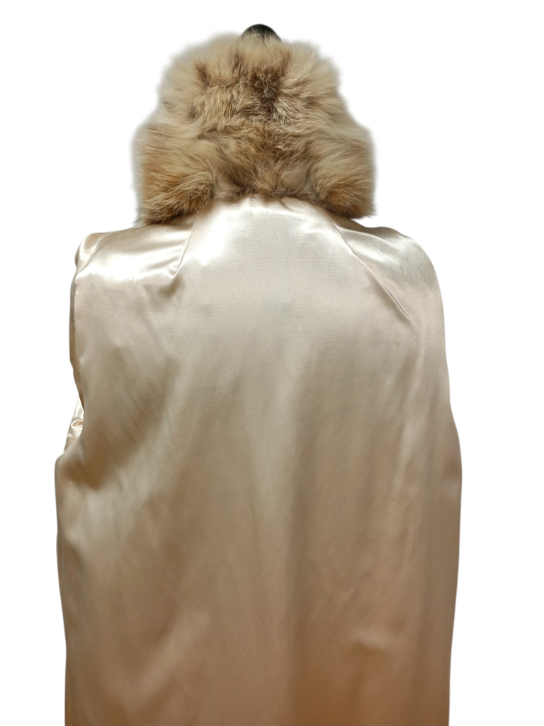 Unused lightweight SAGA Canadian lynx fur coat size 10/ M~no duties