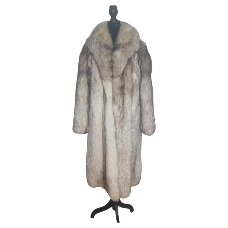 Perfect unused Norwegian fox fur coat 8/S~no duties