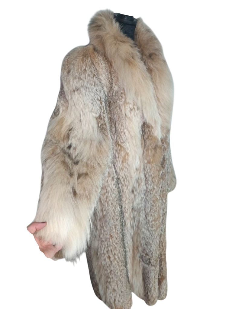 Unused vintage Canadian lynx fur coat size 10/M ~no duties