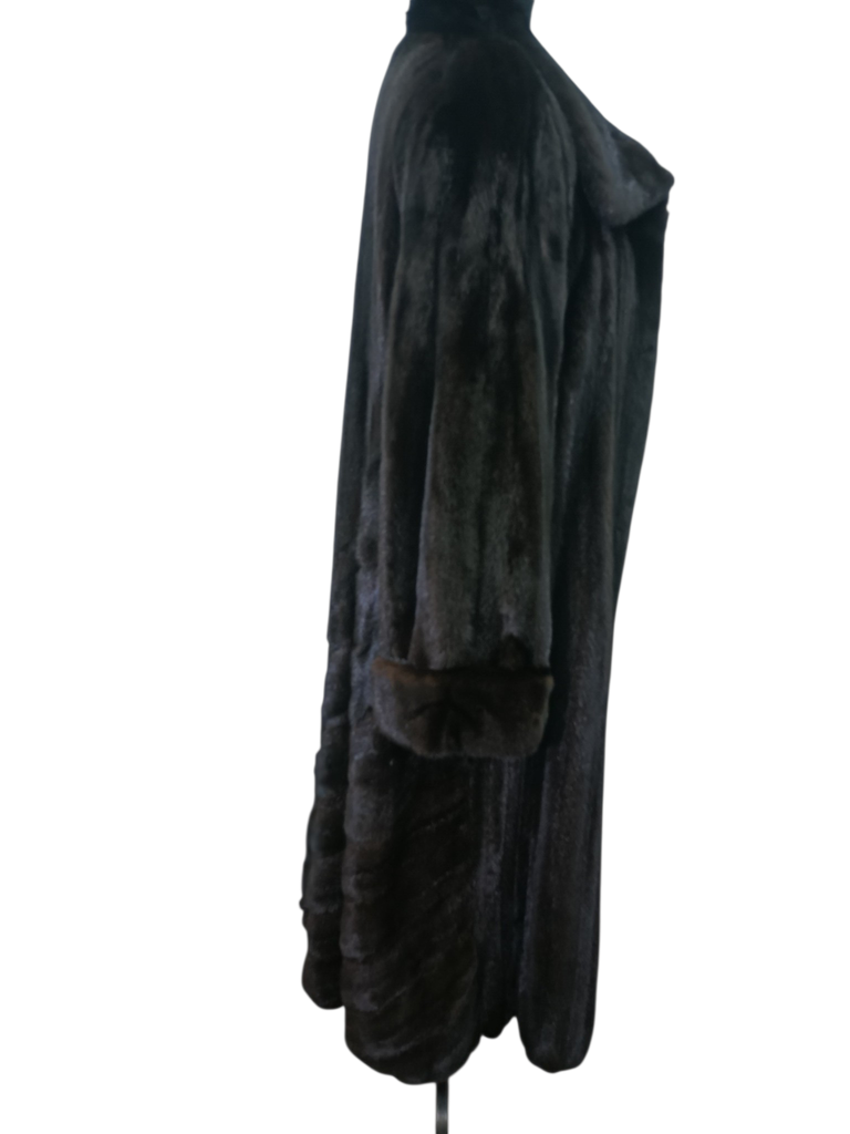 Exceptional showroom unused sectional black mink fur coat 18/L~no duties