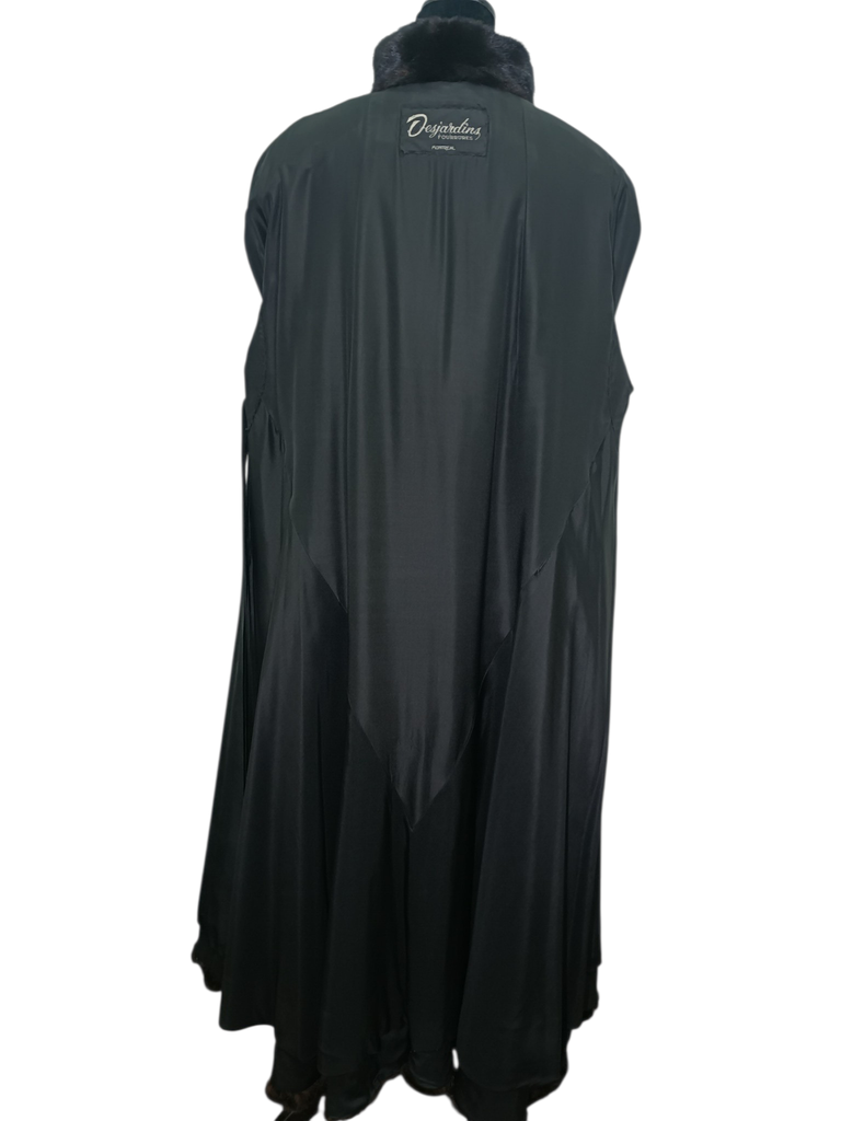 Exceptional showroom unused sectional black mink fur coat 18/L~no duties
