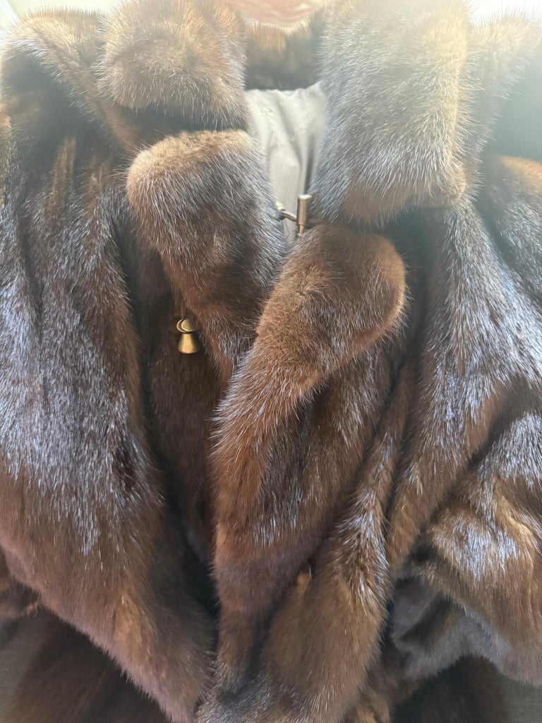 Unused demi buff mink fur coat with a hood size 10 ~no duties