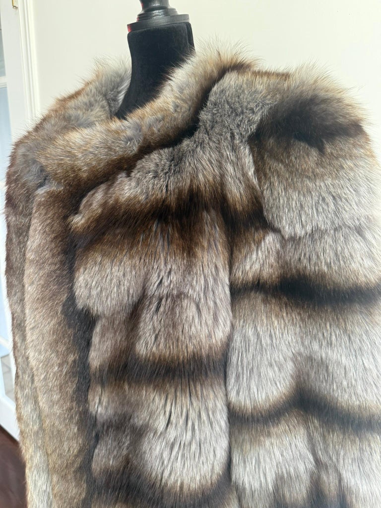Unused Carolina Herrera fox fur coat size 10/M ~no duties