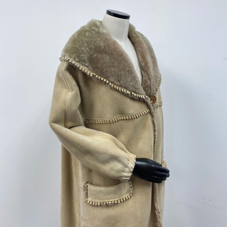 Brand New Fendi Fendissime Italian Beige Shearling Fur Coat (Size 14-L)