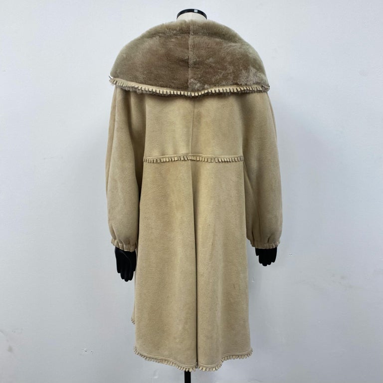 Brand New Fendi Fendissime Italian Beige Shearling Fur Coat (Size 14-L)