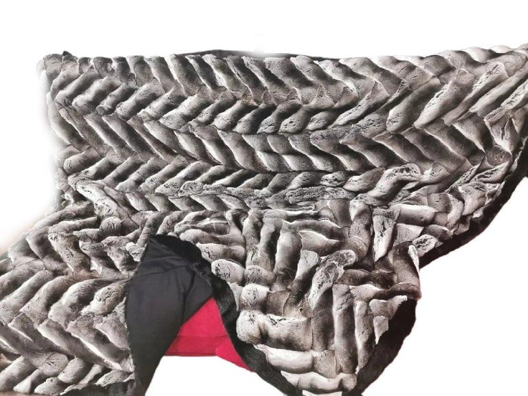 Brand New European Chinchilla Fur Blanket (California King Size 84''x72'' )