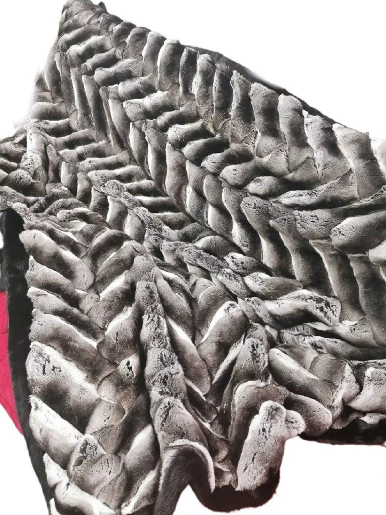 Brand New European Chinchilla Fur Blanket (California King Size 84''x72'' )