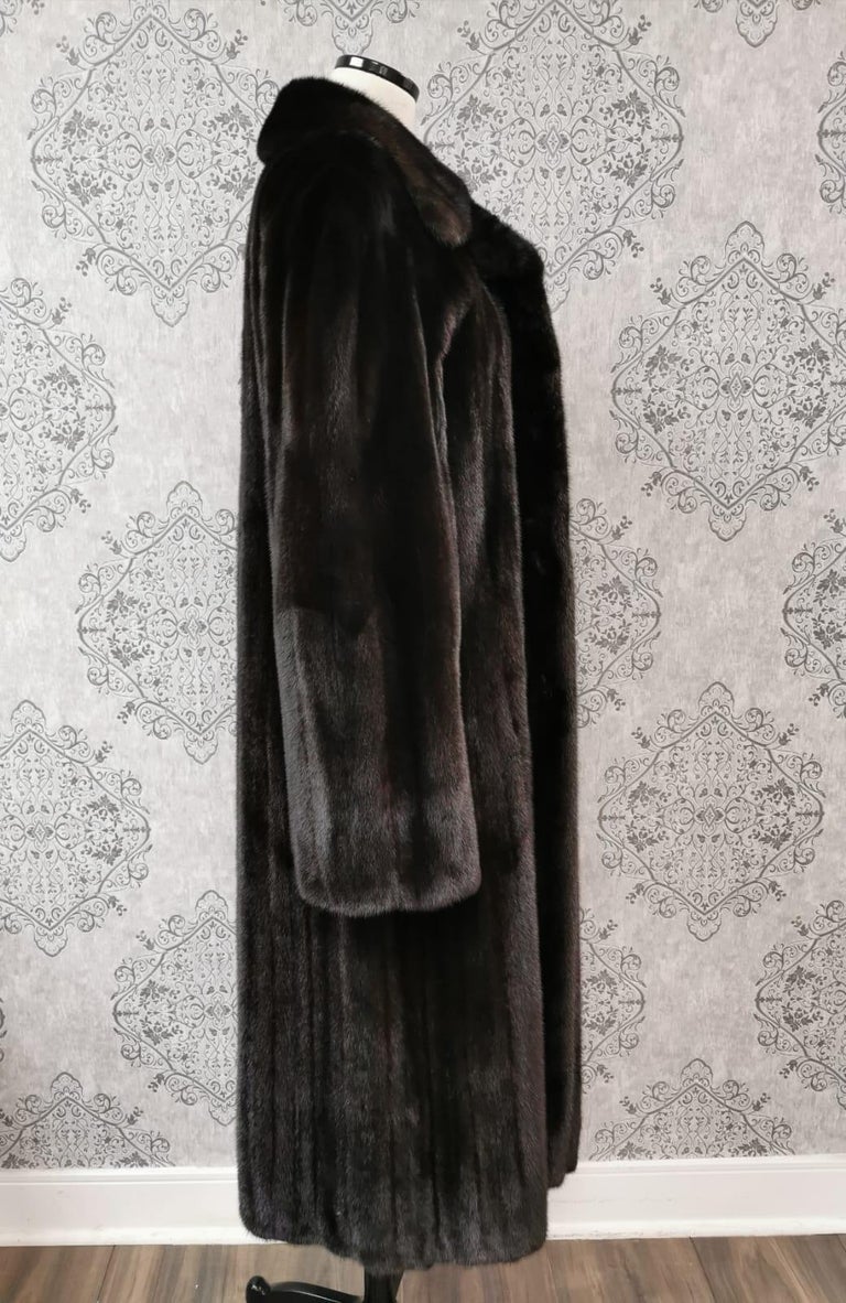Brand new Birger Christensen Ranch Female Mink Fur Trench Coat (Size 14-M/L)