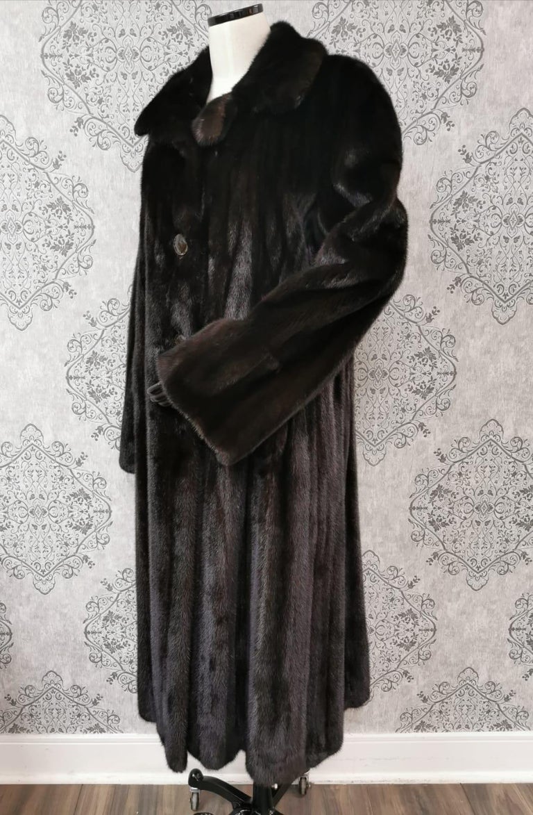 Brand new Birger Christensen Ranch Female Mink Fur Trench Coat (Size 14-M/L)