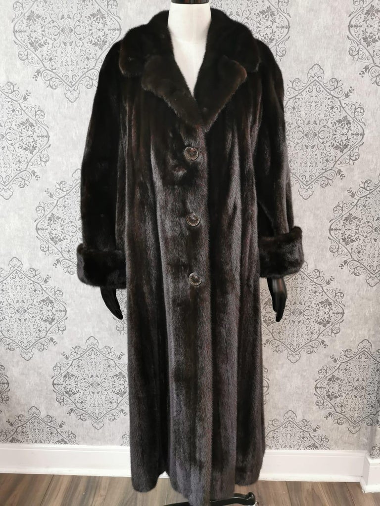 Brand new Birger Christensen Ranch Female Mink Fur Trench Coat (Size 14-M/L)