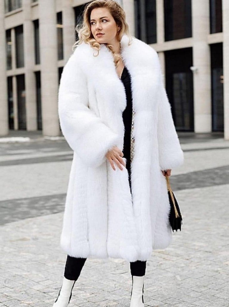 Brand new white fox fur coat size S M L XL