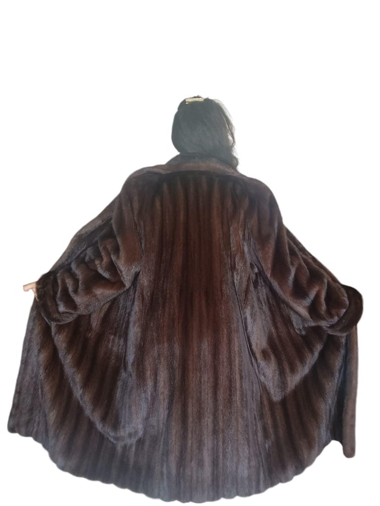 Brand new Ranch Mink Fur Full Length Coat (Size 14 - L) ~no duties