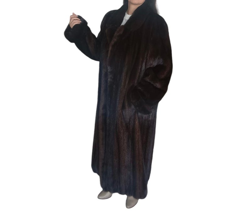 Brand new Ranch Mink Fur Full Length Coat (Size 14 - L) ~no duties