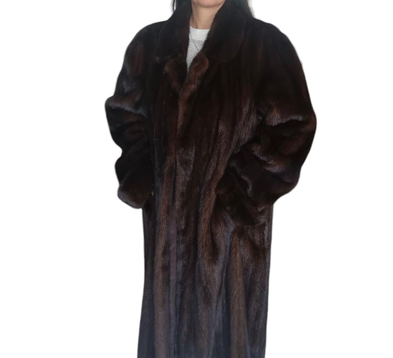 Brand new Ranch Mink Fur Full Length Coat (Size 14 - L) ~no duties