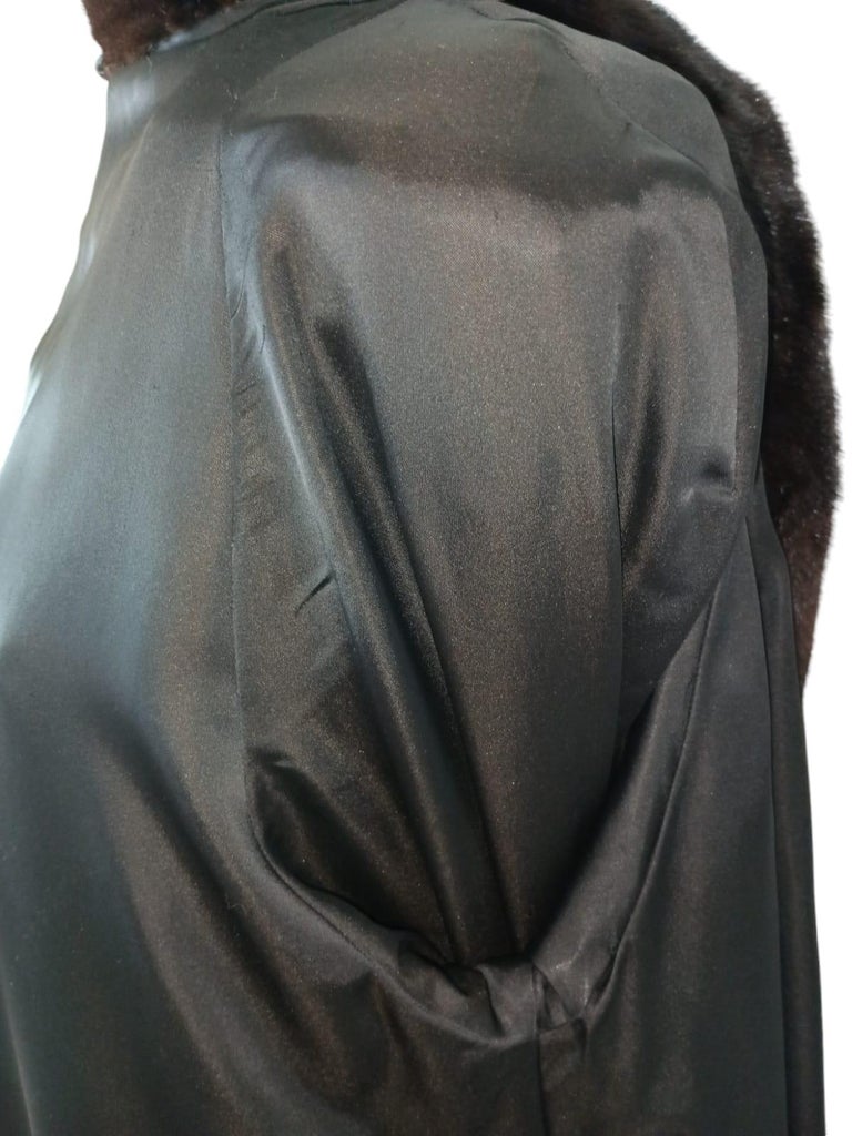 Holt Renfrew Mink Fur Coat (Size 14-L) ~no duties