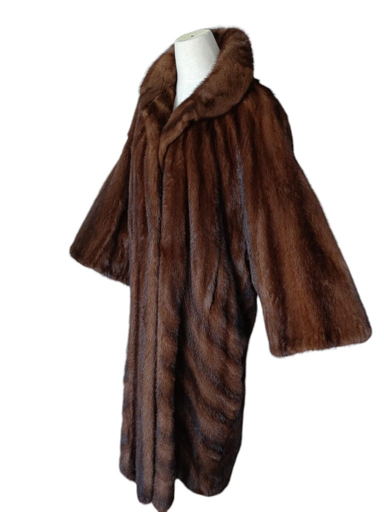 Giuliana Tesso Holt's Renfrew Mink Fur Full Length Coat (Size 20 - L) ~no duties