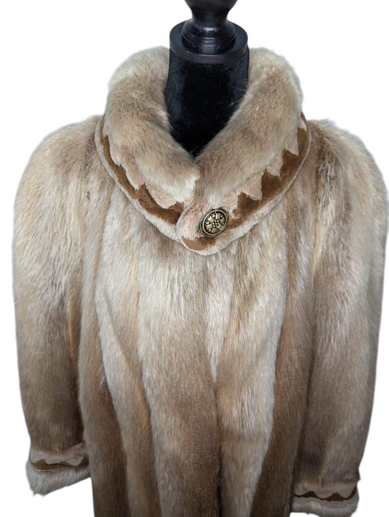 Brand new natural beaver Fur Coat (Size 12/L) ~no duties