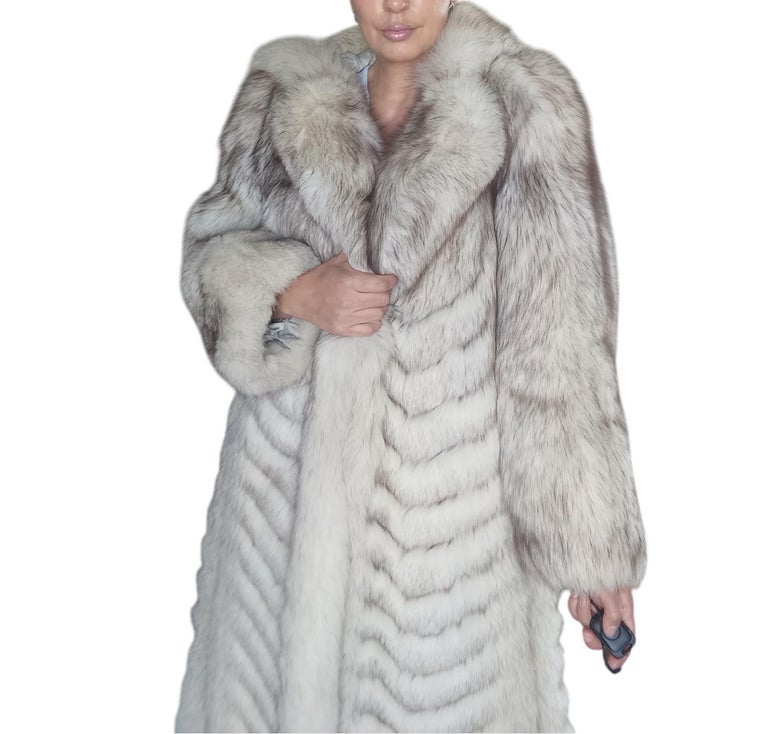 Vintage chevron Norwegian fox fur coat 4-6 ~no duties