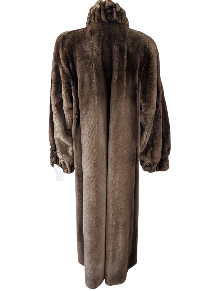 Brand new phantom sheared beaver ~no duties