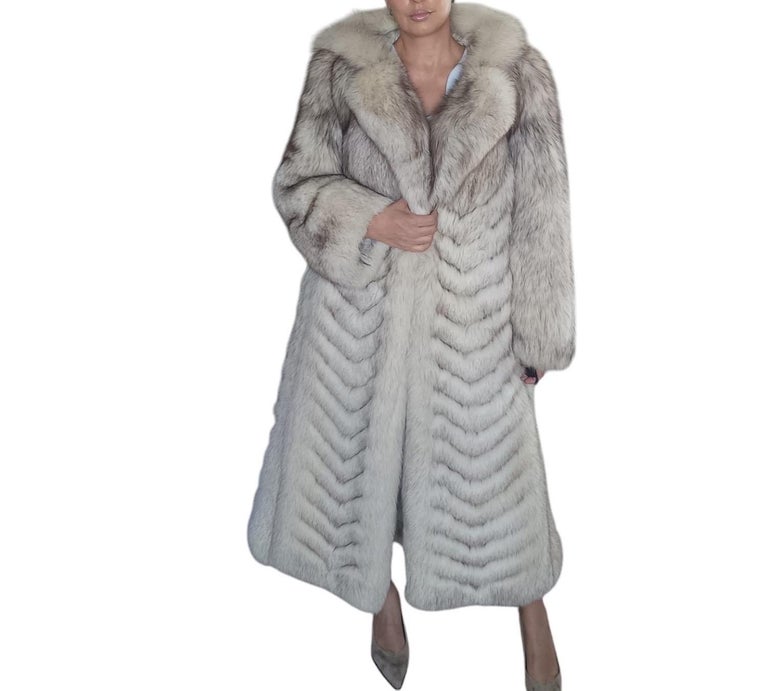Vintage chevron Norwegian fox fur coat 4-6 ~no duties