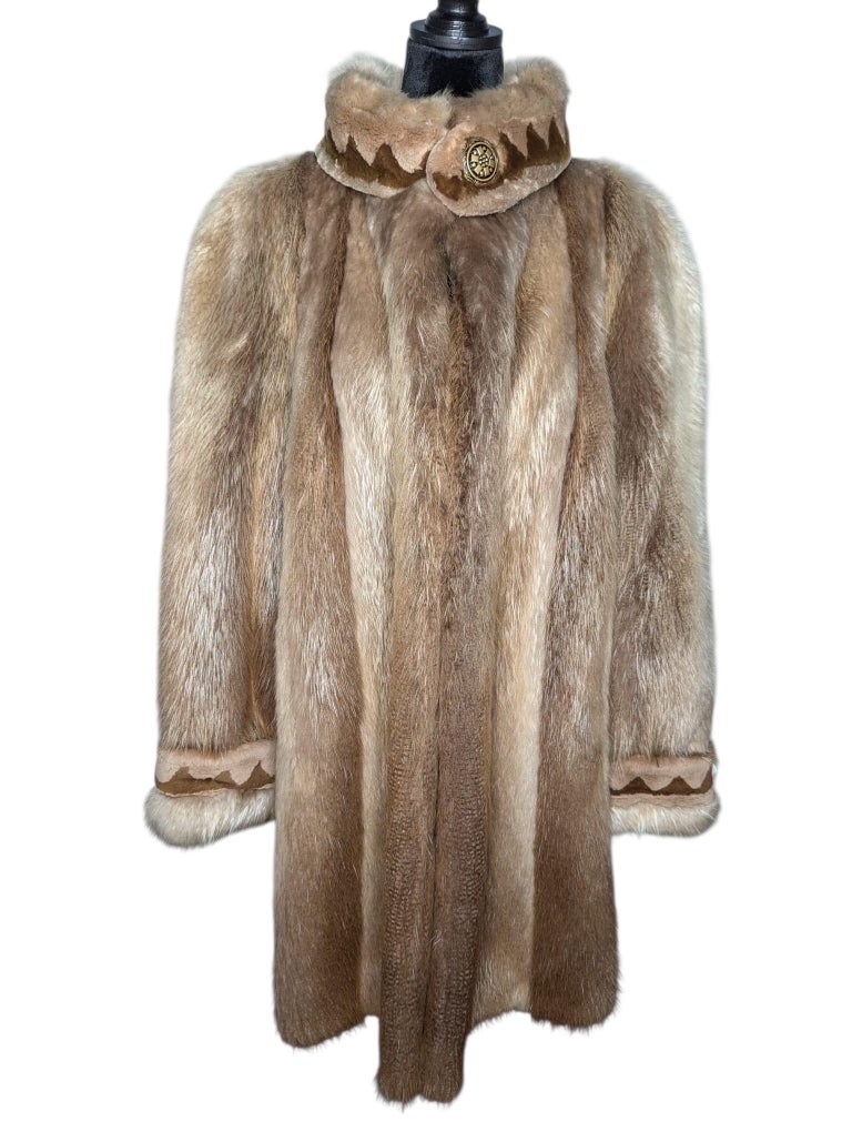 Brand new natural beaver Fur Coat (Size 12/L) ~no duties