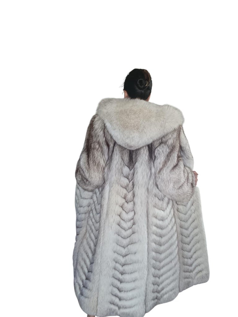 Vintage chevron Norwegian fox fur coat 4-6 ~no duties
