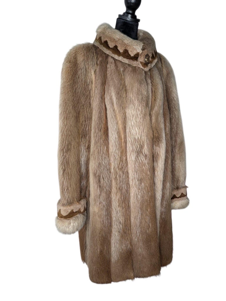 Brand new natural beaver Fur Coat (Size 12/L) ~no duties