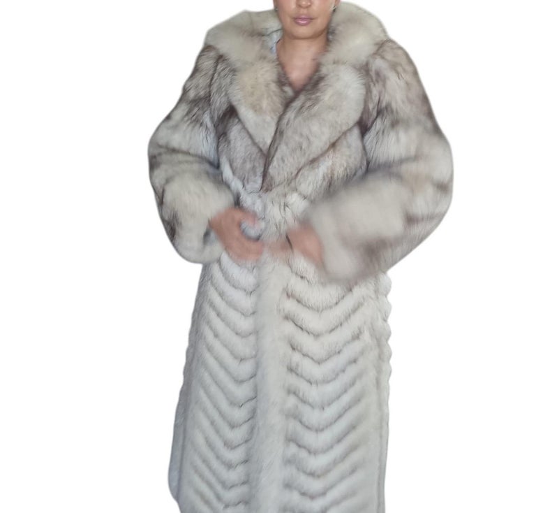 Vintage chevron Norwegian fox fur coat 4-6 ~no duties