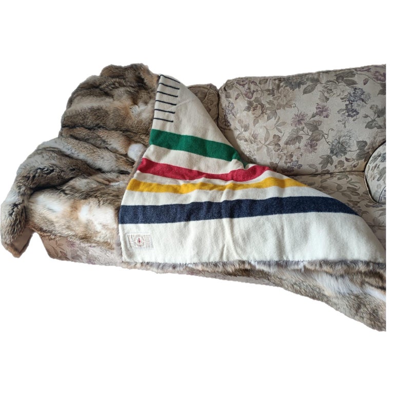 Hudson Bay coyote Fur Blanket (huge throw 90"x60") ~no duties