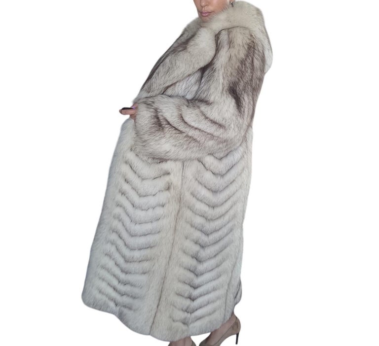 Vintage chevron Norwegian fox fur coat 4-6 ~no duties