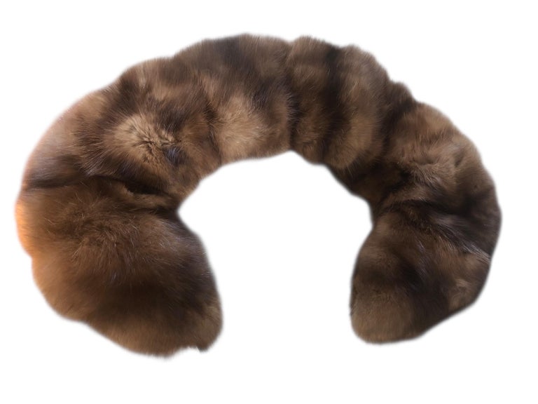 Russian sable fur collar