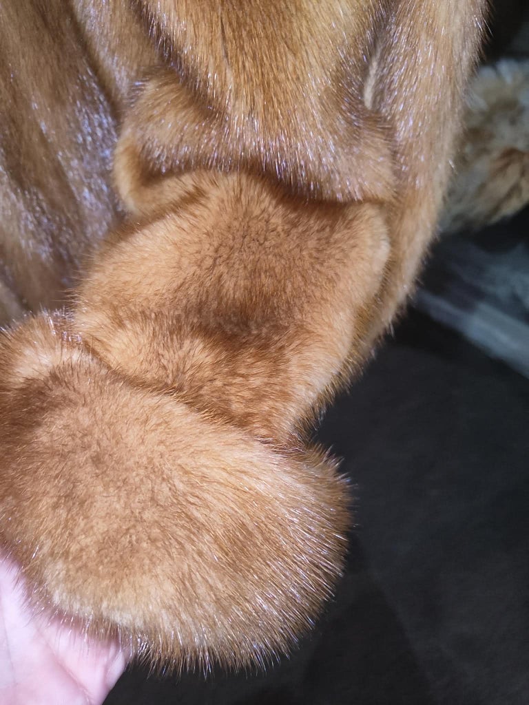 Brand new Jean Crissan female whiskey Mink Fur Coat ~no duties