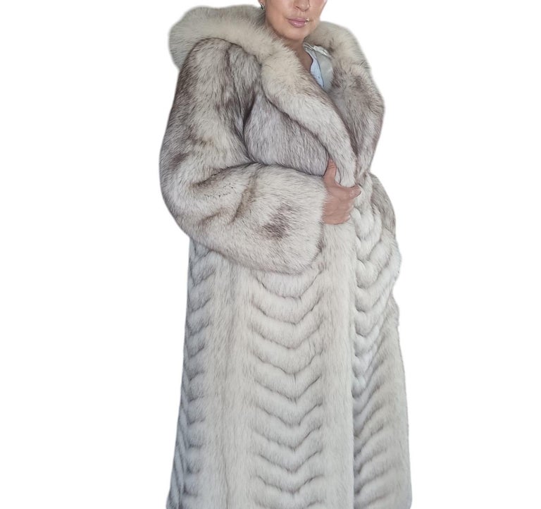 Vintage chevron Norwegian fox fur coat 4-6 ~no duties