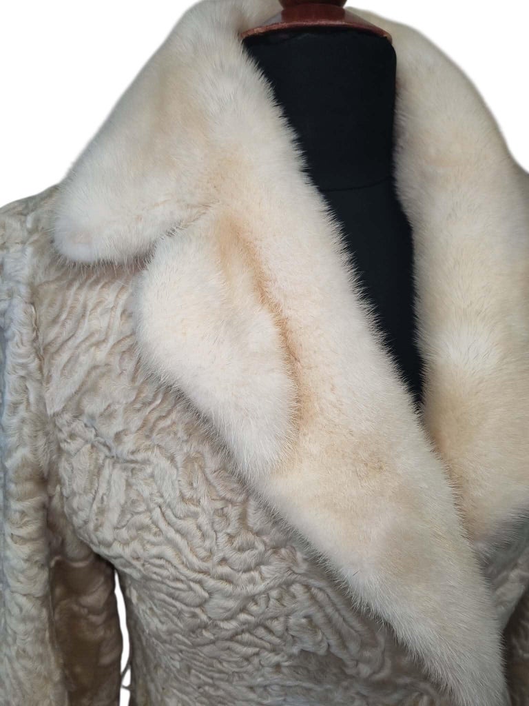 Birger Christensen cream swarkara fur coat size 6/S fits 8/M ~no duties