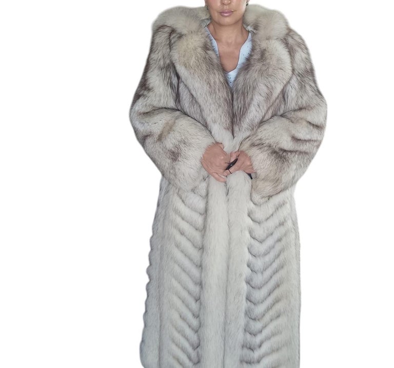 Vintage chevron Norwegian fox fur coat 4-6 ~no duties