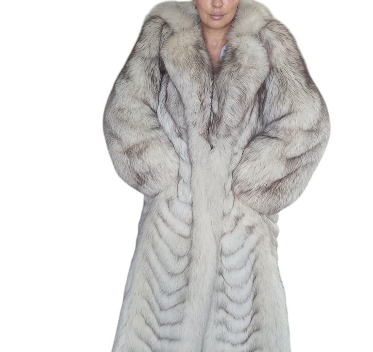 Vintage chevron Norwegian fox fur coat 4-6 ~no duties
