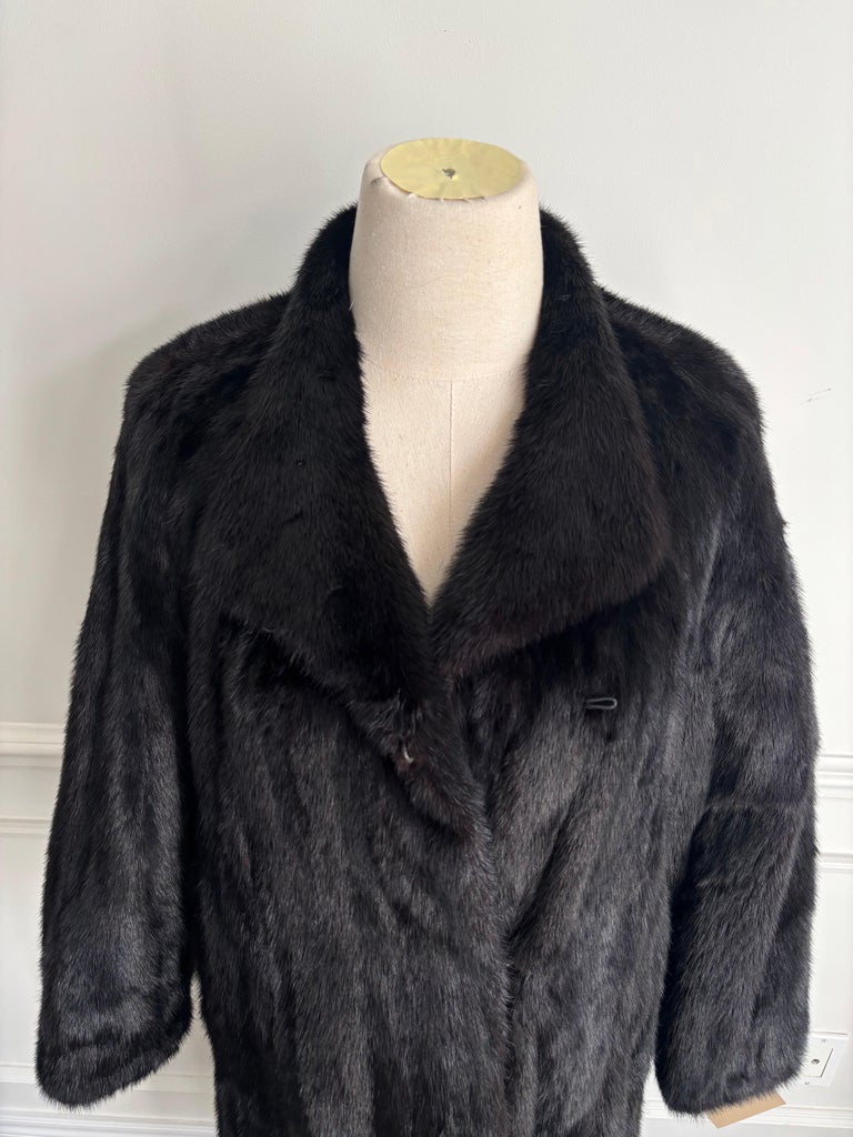 ~vintage Black mink fur coat no duties