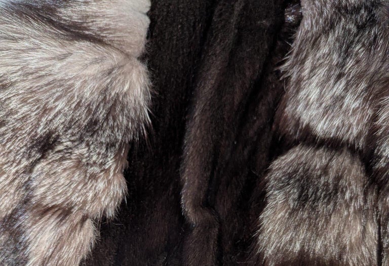 Brand new Mink Fur Coat With crystal Fox Fur sleeves (Size 8/M) ~no duties