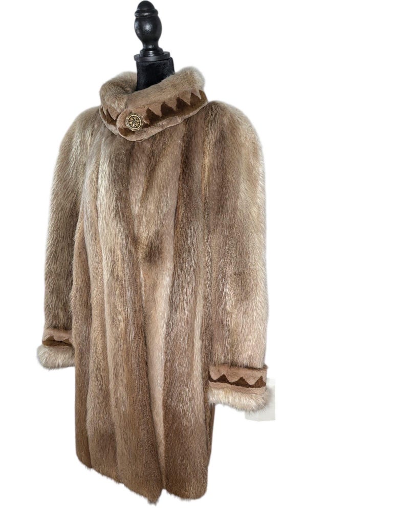 Brand new natural beaver Fur Coat (Size 12/L) ~no duties