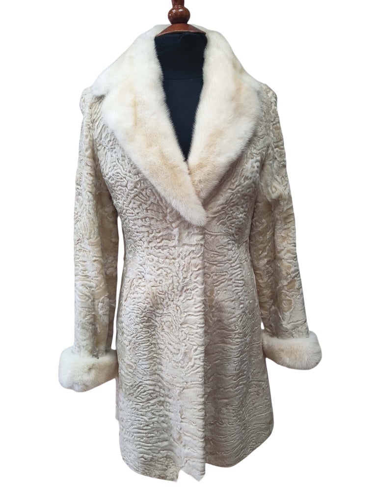 Birger Christensen cream swarkara fur coat size 6/S fits 8/M ~no duties